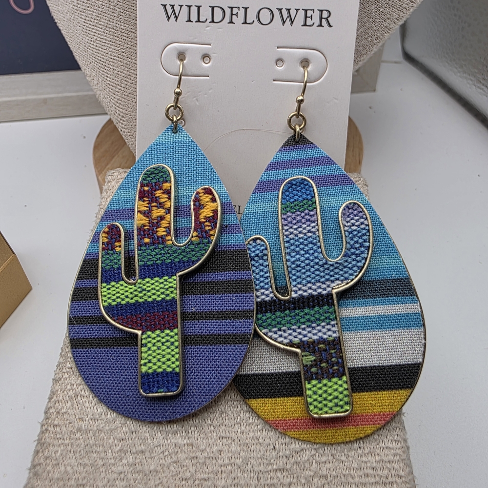 Wildflower Cactus Drop Earrings (1013)